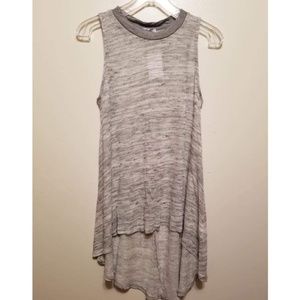 Nwt Yuni lis angeles grey sweater tank sz M